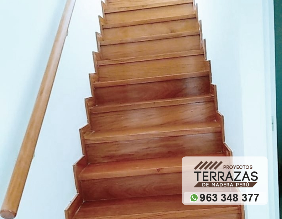 instalacion de escaleras de madera con finos acabados, proyectos de madera, acabados de madera