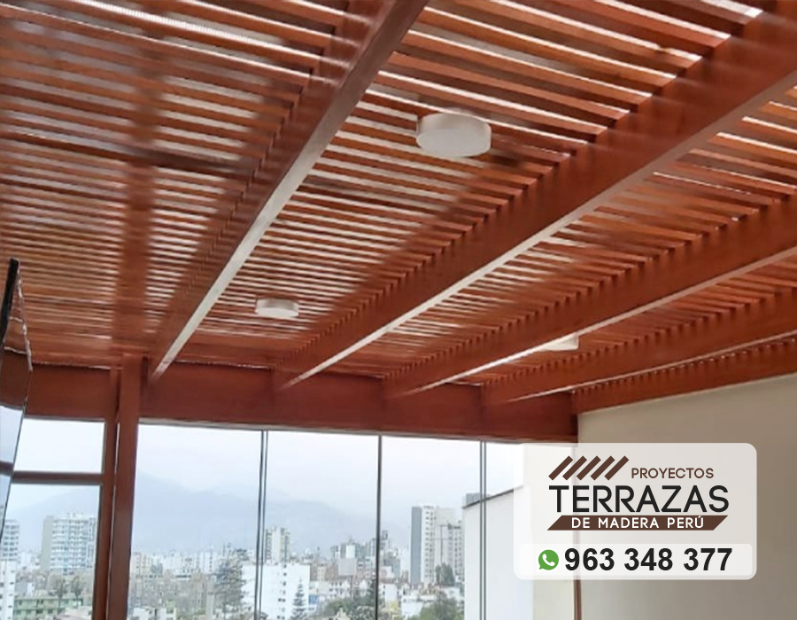 instalacion de techos sol y sombra con finos acabados, techos de madera, proyectos de terrazas de madera