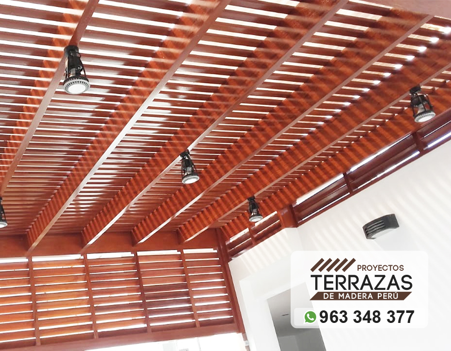 instalacion de techos de madera con finos acabados, diseño de techos sol y sombra a medida